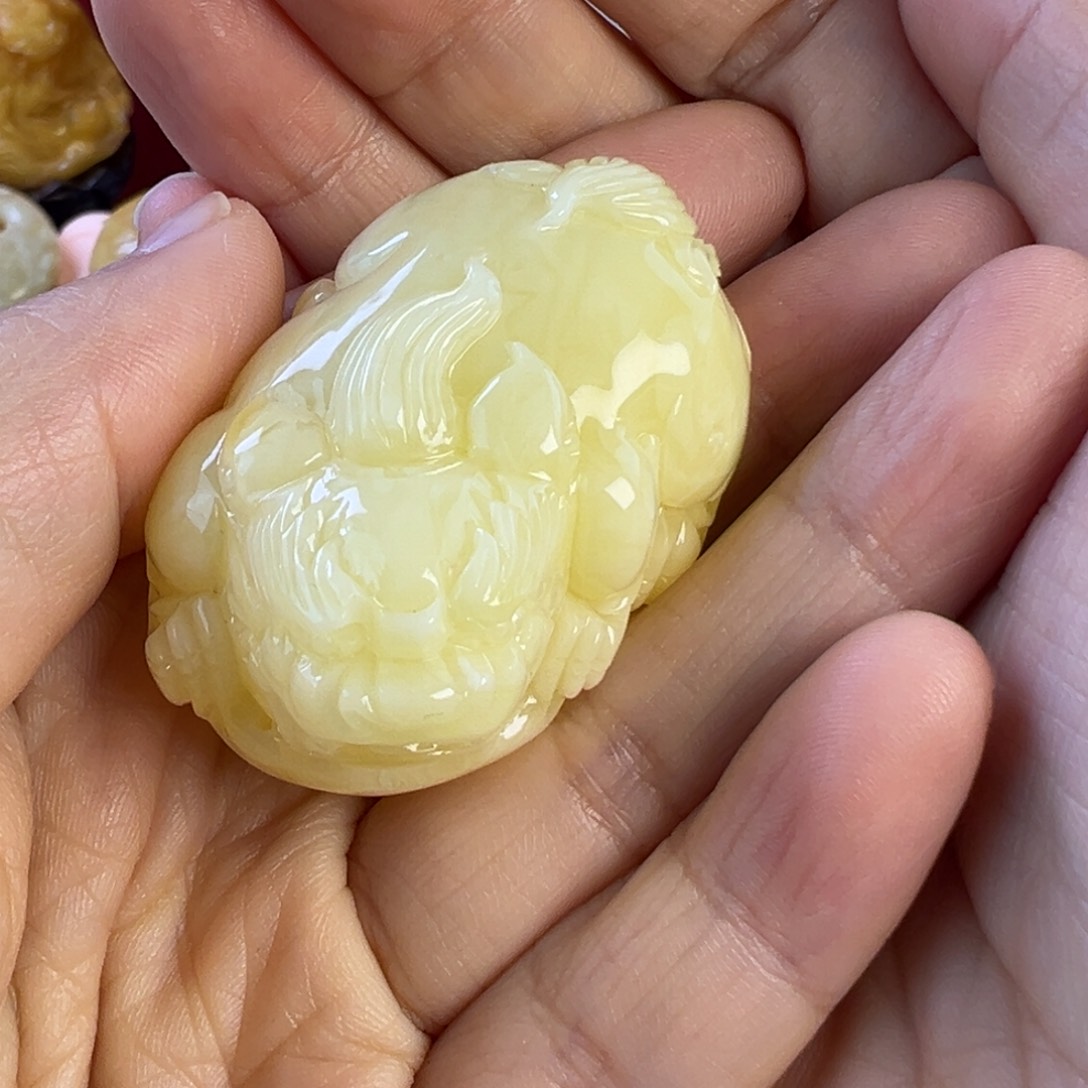 蜜蜡吊坠(不含链)未镶嵌九***、