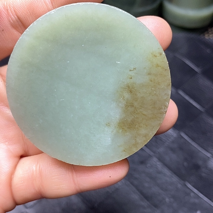 和田玉毛料未镶嵌起*了