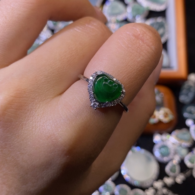 【闪购商品】翡翠颈饰未镶嵌天然