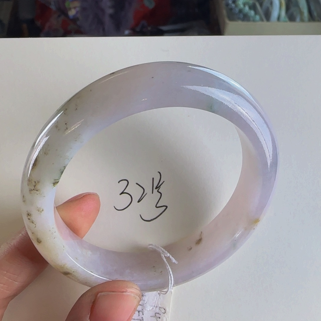 翡翠手镯未镶嵌老坑56圈