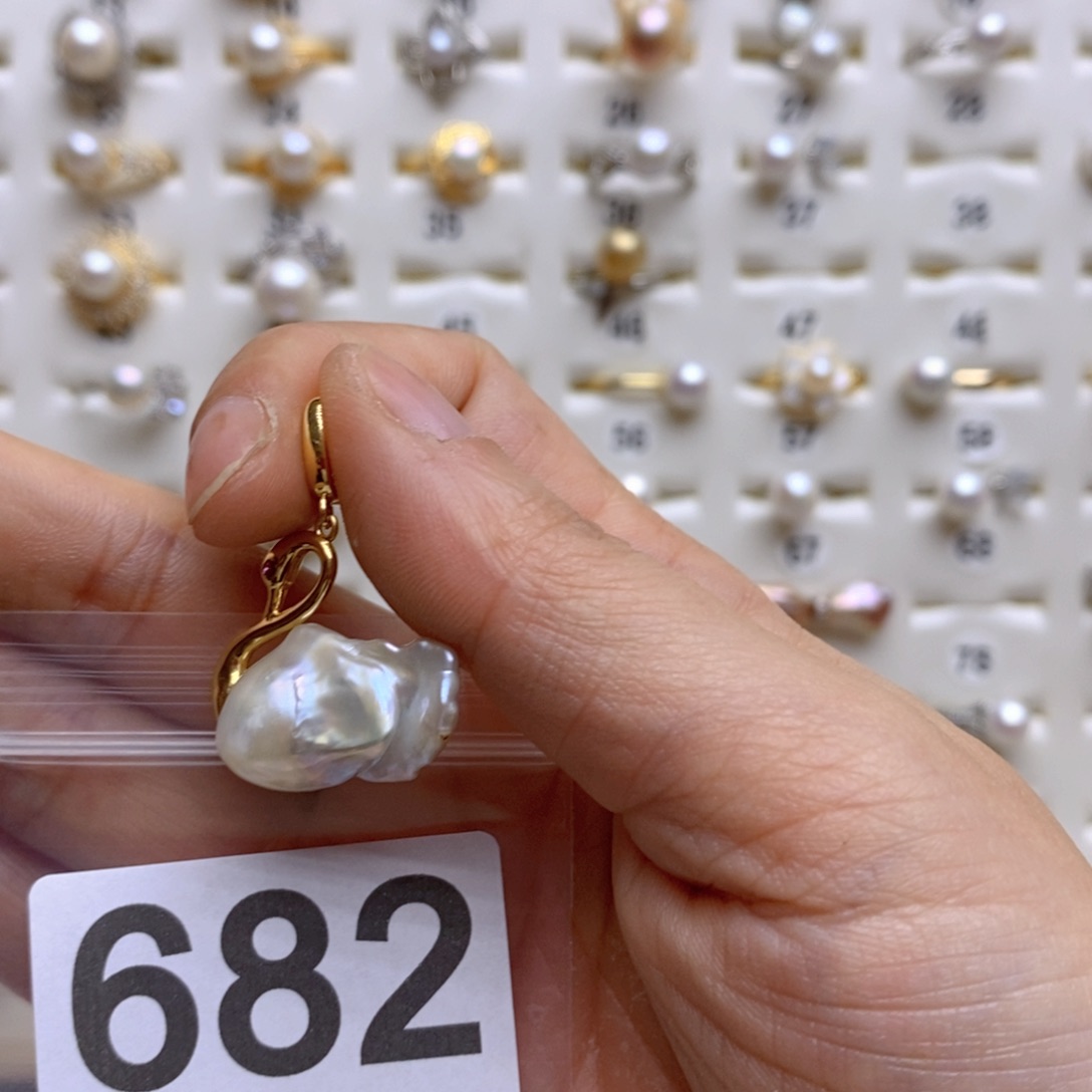 淡水珍珠颈饰未镶嵌682