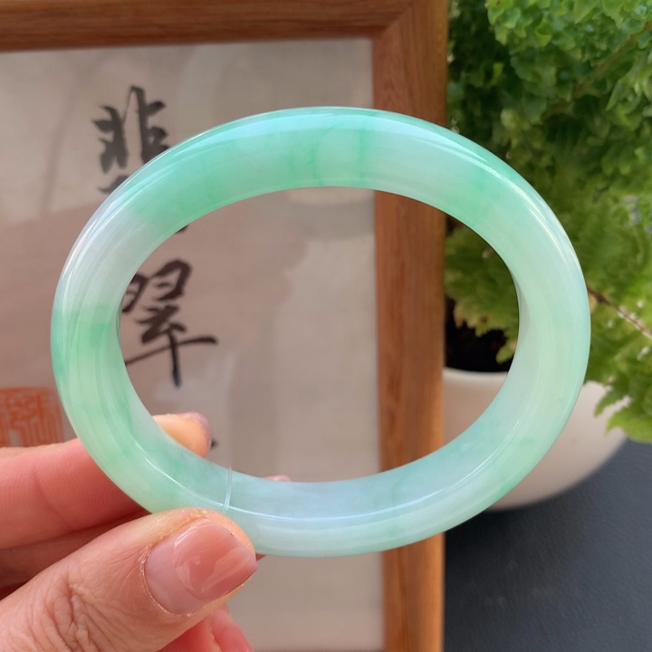 翡翠手镯未镶嵌翡翠手镯贵妃53