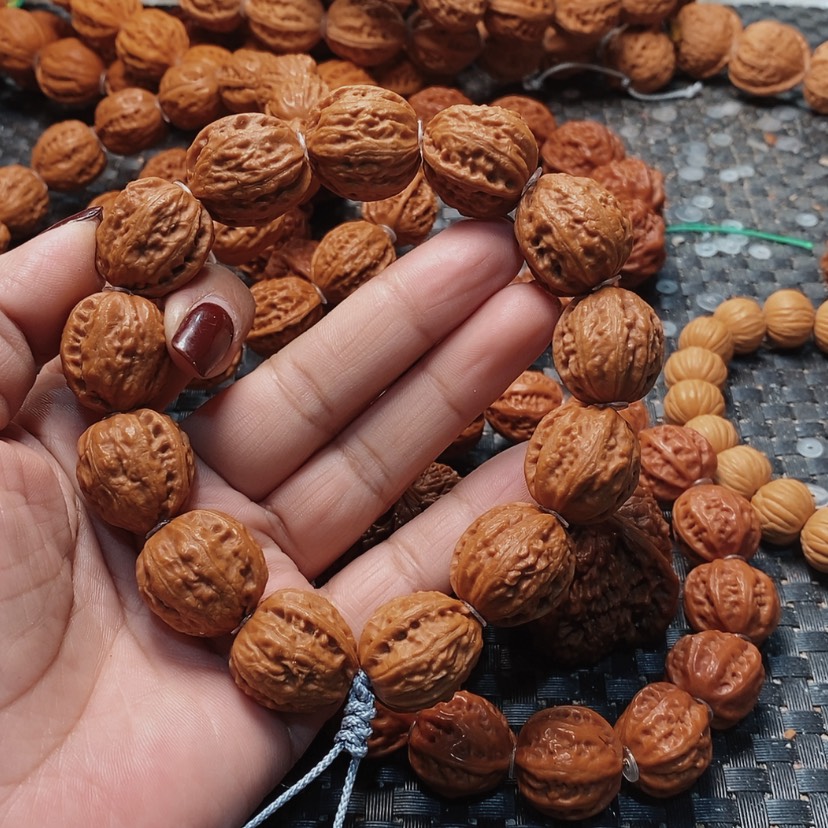 【闪购商品】文玩核桃吊坠官帽