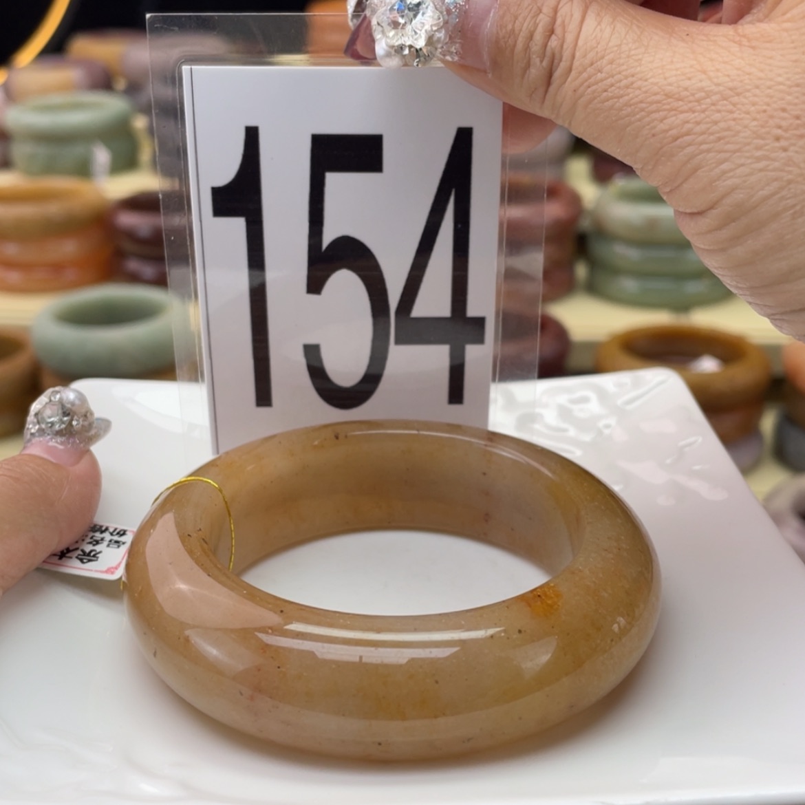 【闪购商品】石英质玉手镯未镶嵌