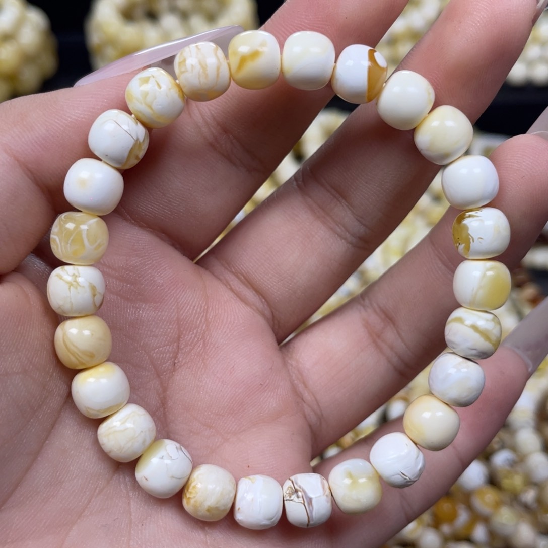 蜜蜡未镶嵌珠宝奇石8m