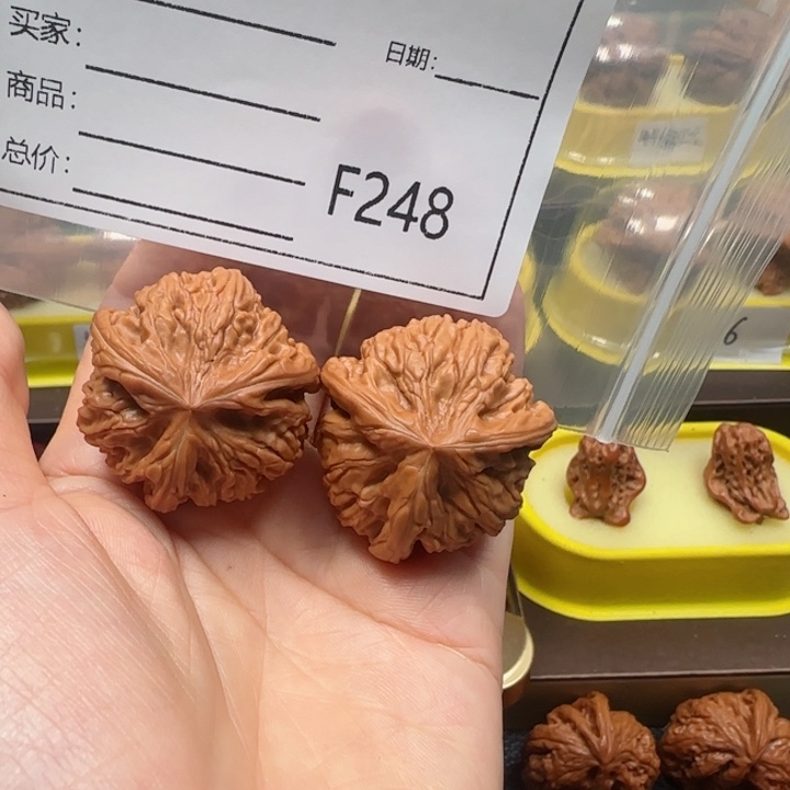 桃核吊坠小**享三棱38三棱