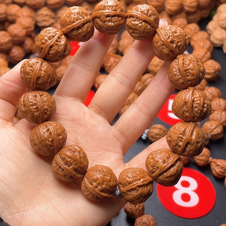 文玩核桃吊坠吞金兽