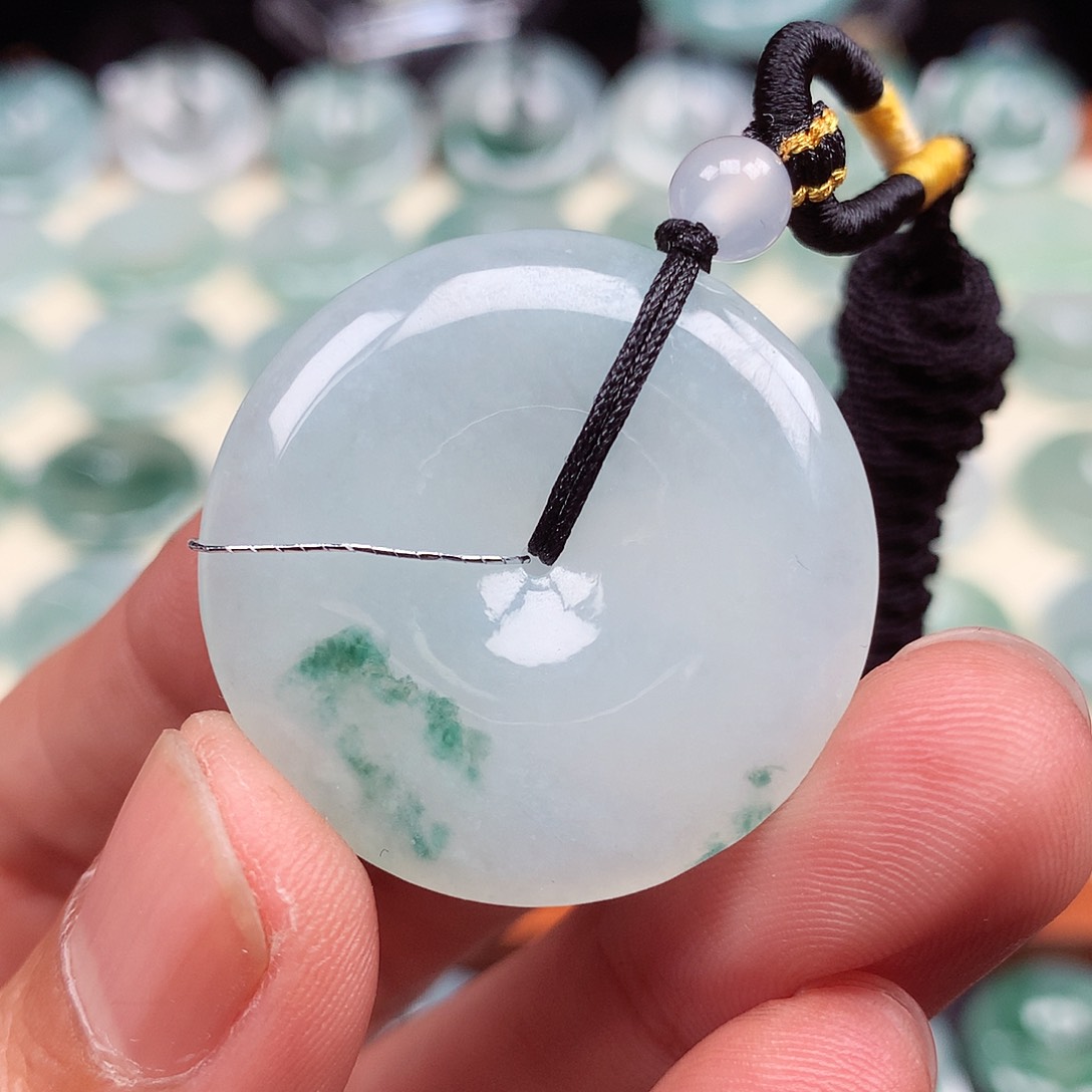 颈饰未镶嵌翡翠32.8-5.6mm