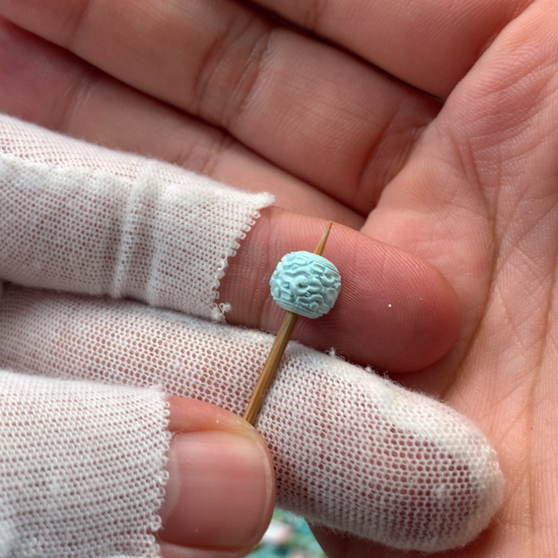 绿松石未镶嵌挂件