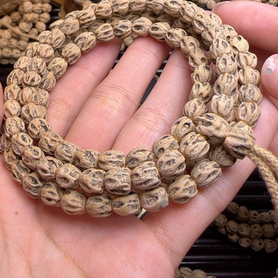 柏香籽/百香籽吊坠时***客