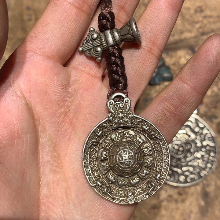 琉璃颈饰喜欢的朋友