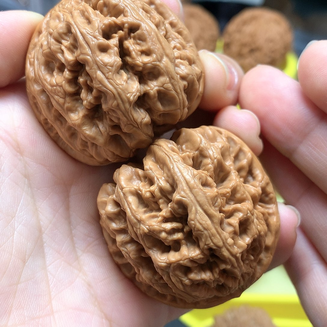 文玩核桃把件42粗筋