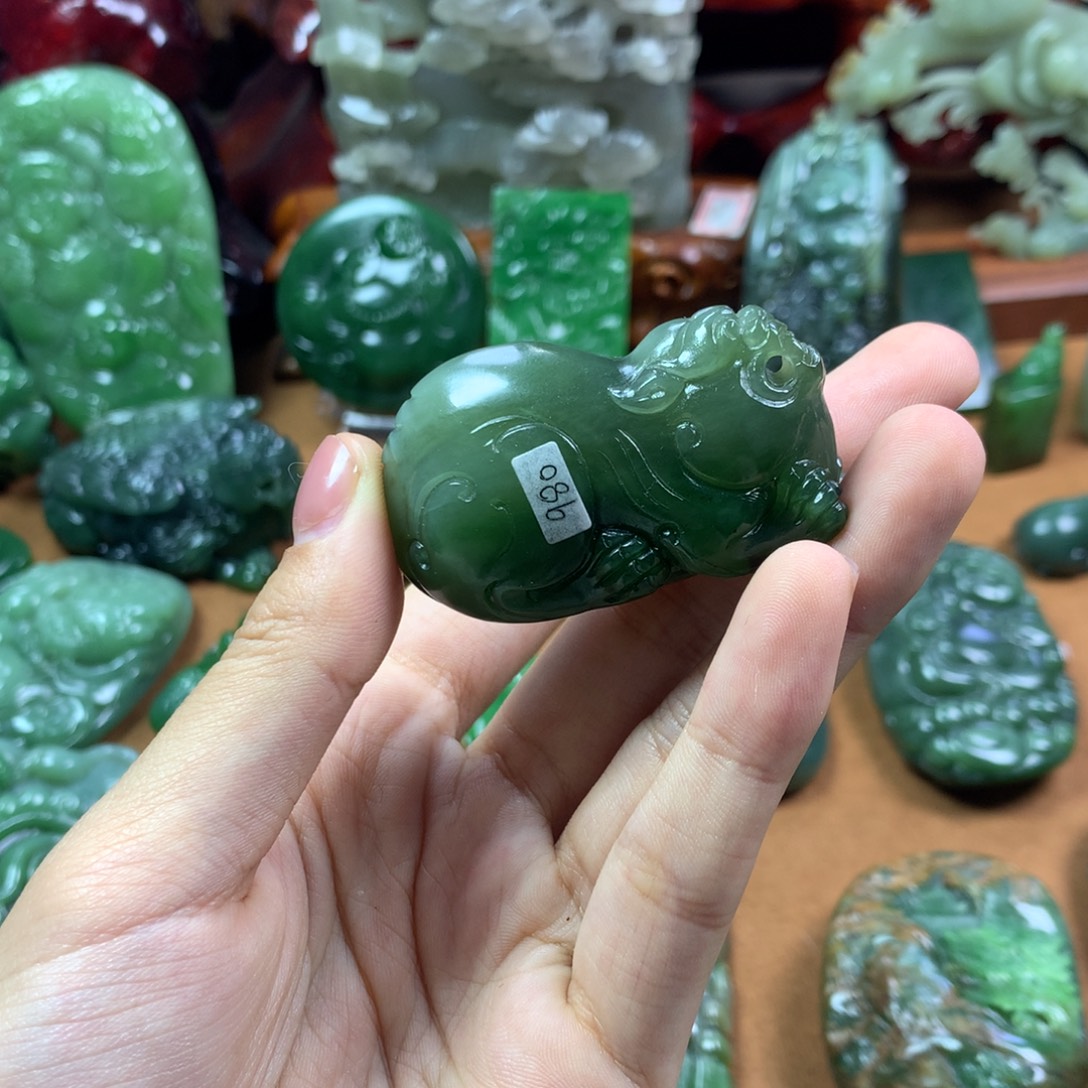 和田玉（碧玉）未镶嵌挂件