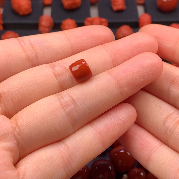 南红玛瑙未镶嵌直切单珠9MM