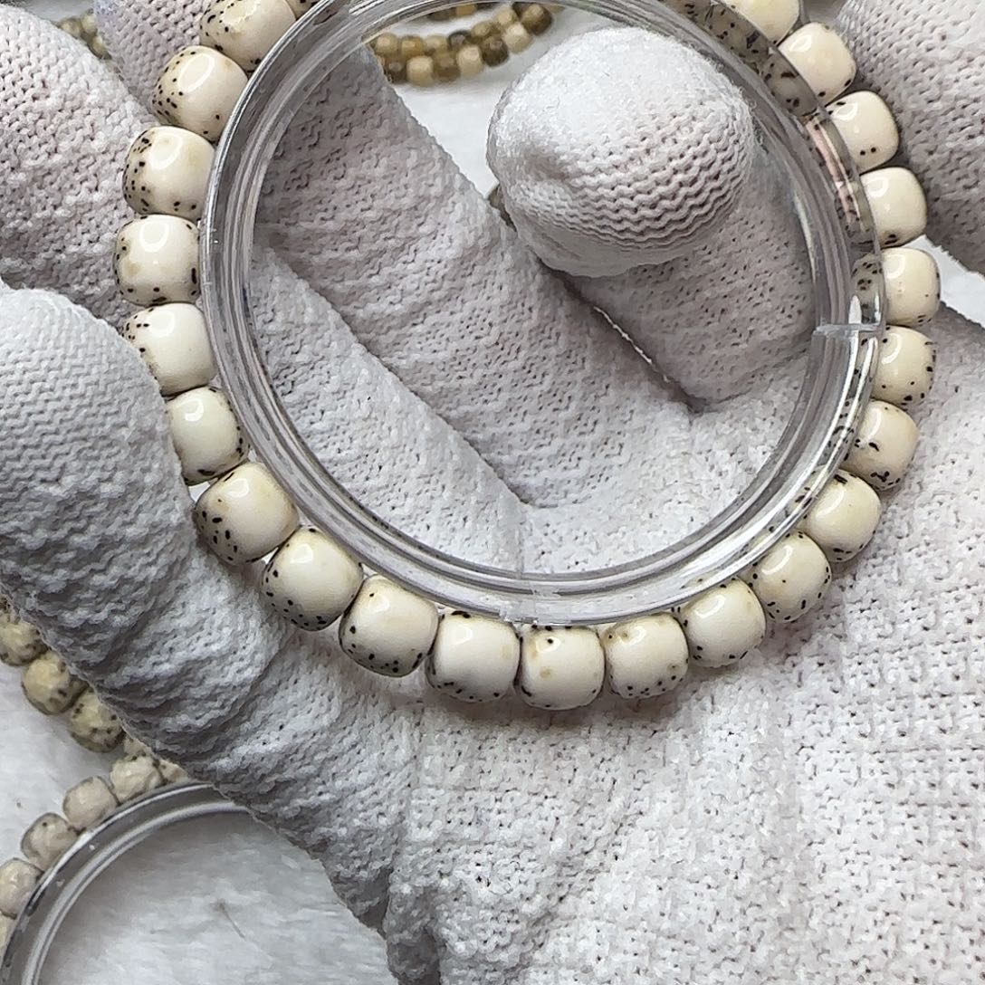 云***.星月菩提手串半壁留白河豚