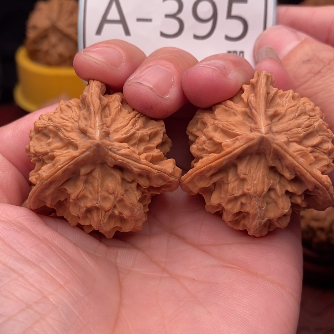 文玩核桃把件正奔39