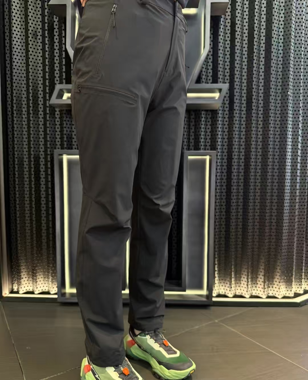 JJ-KLS小太阳T10X刺绣春夏新款舒适透气速干户外软壳冲锋裤