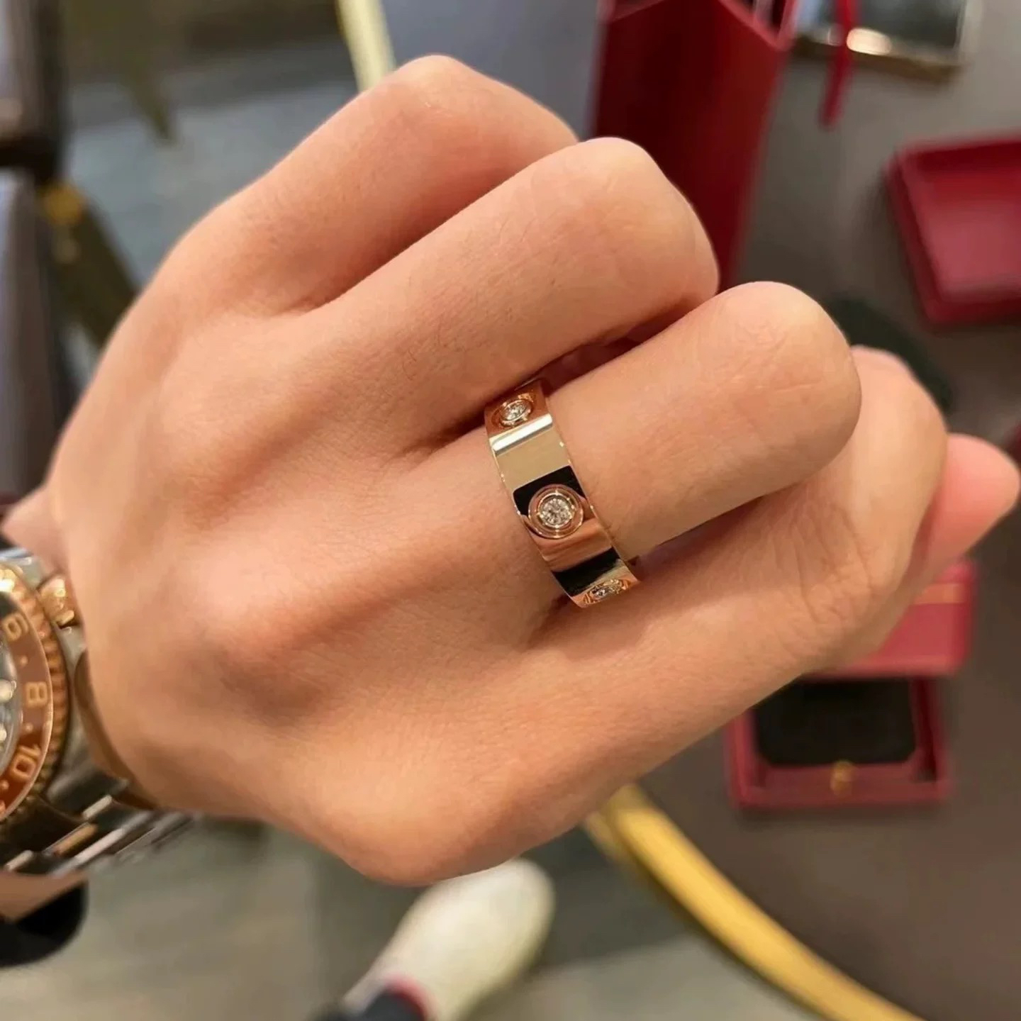 钛钢合成锆石戒指 男戒时尚轻奢百搭戒指