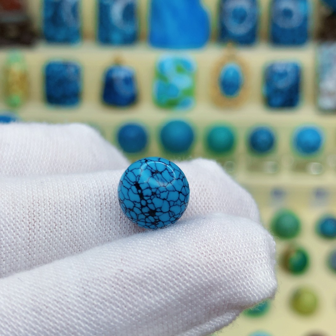 绿松石绿松石未镶嵌