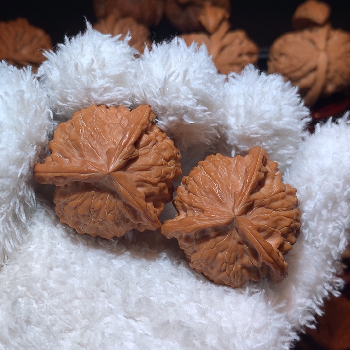 吊坠文玩核桃盘山三棱，全品，毕业款，37+