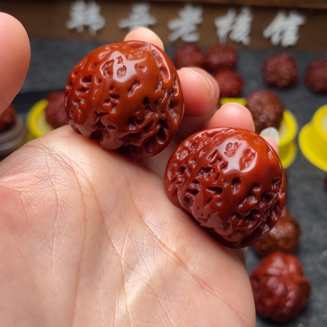 文玩核桃吊坠文玩核桃 手把件 百年 34