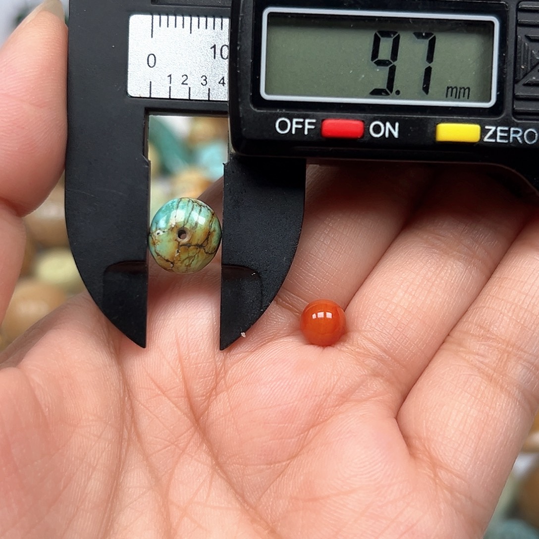 未镶嵌南红玛瑙珠宝奇石