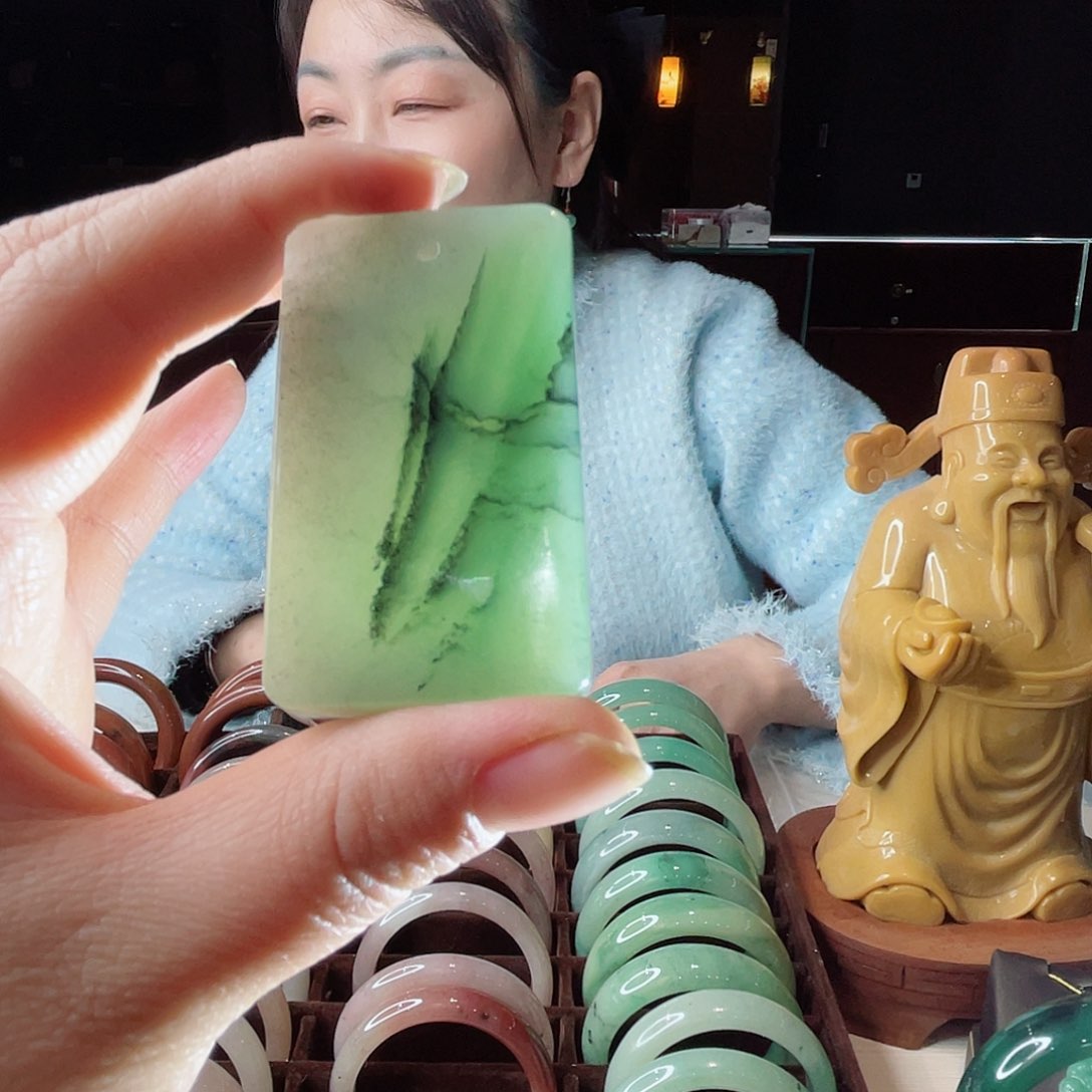 密玉（石英质玉）吊坠未镶嵌