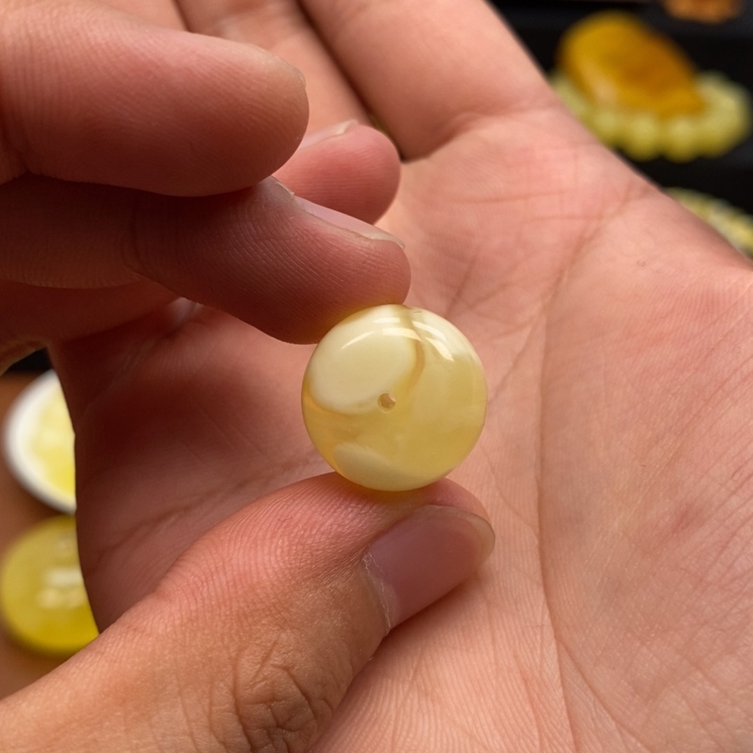 未镶嵌琥珀珠宝奇石17尺寸