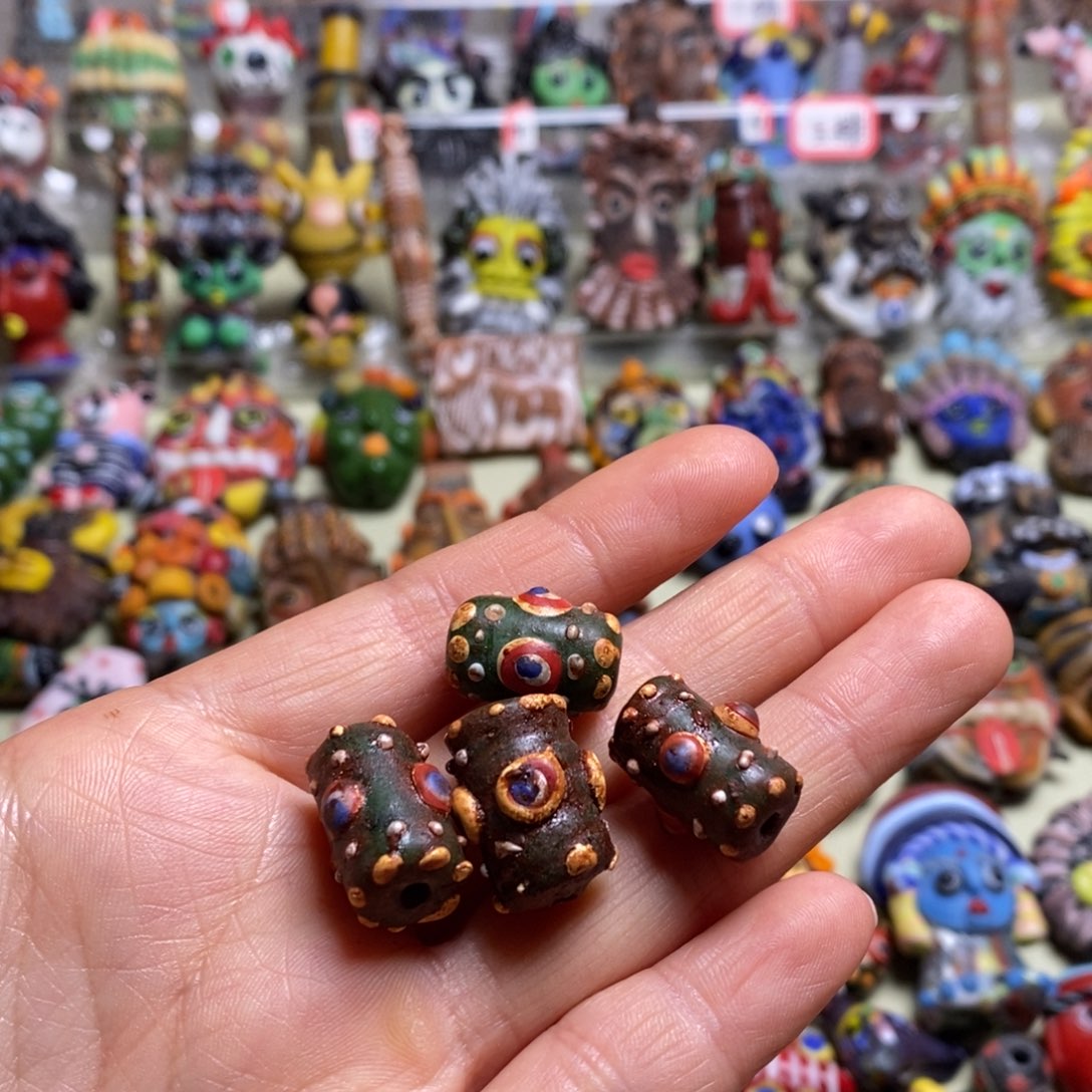 琉璃颈饰老蜻蜓眼随机一个