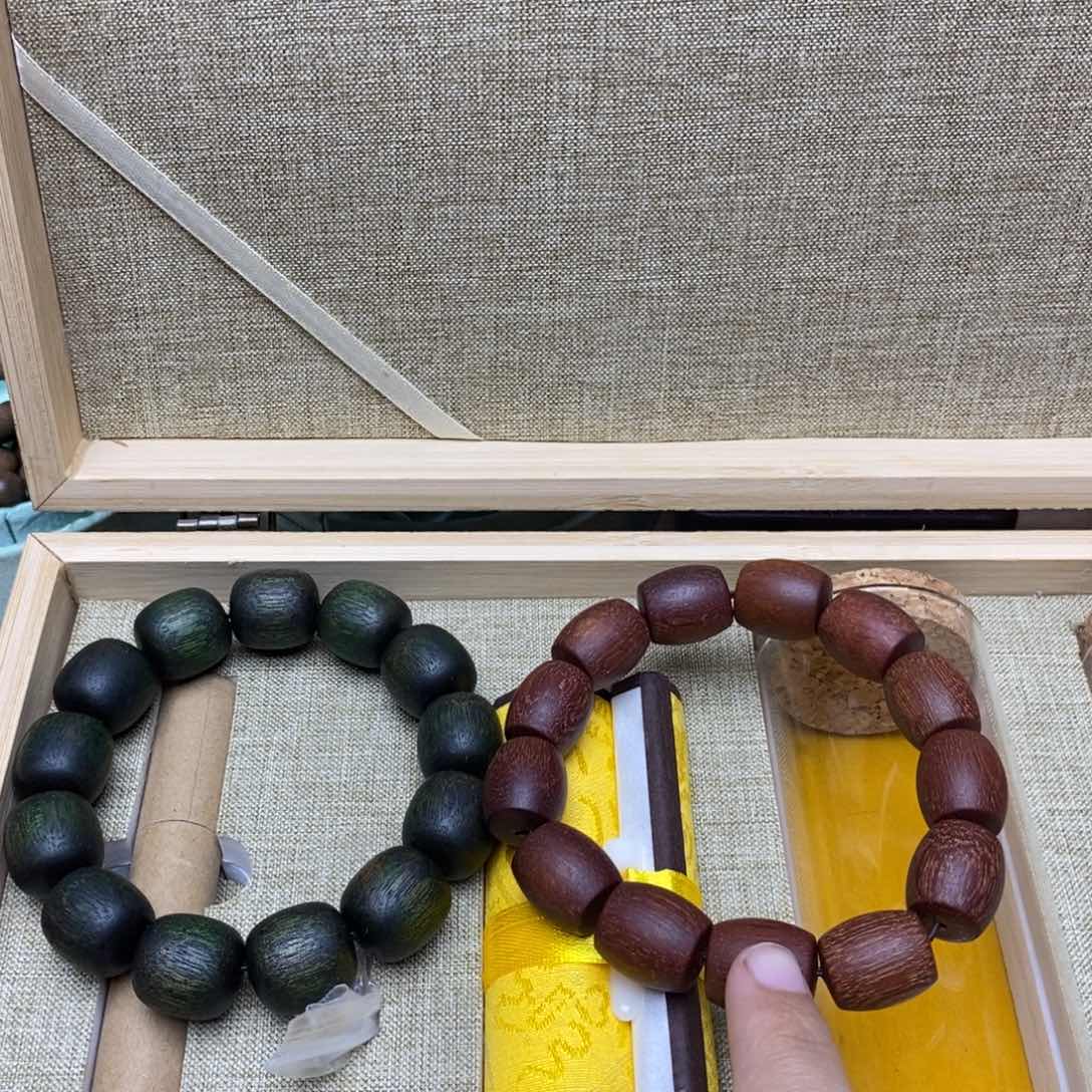 滴血莲花菩提吊坠