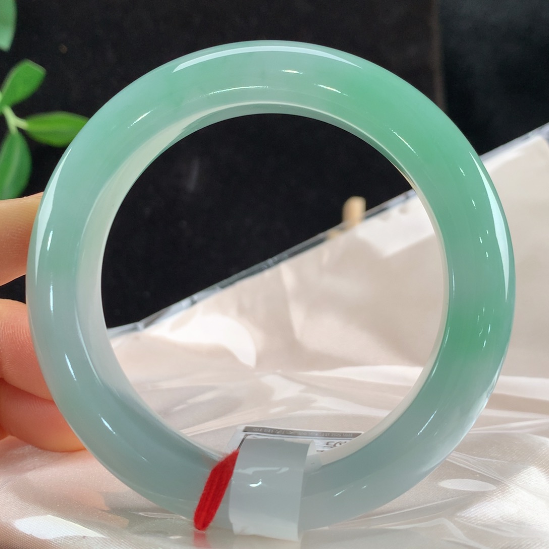 翡翠手镯未镶嵌111-5831