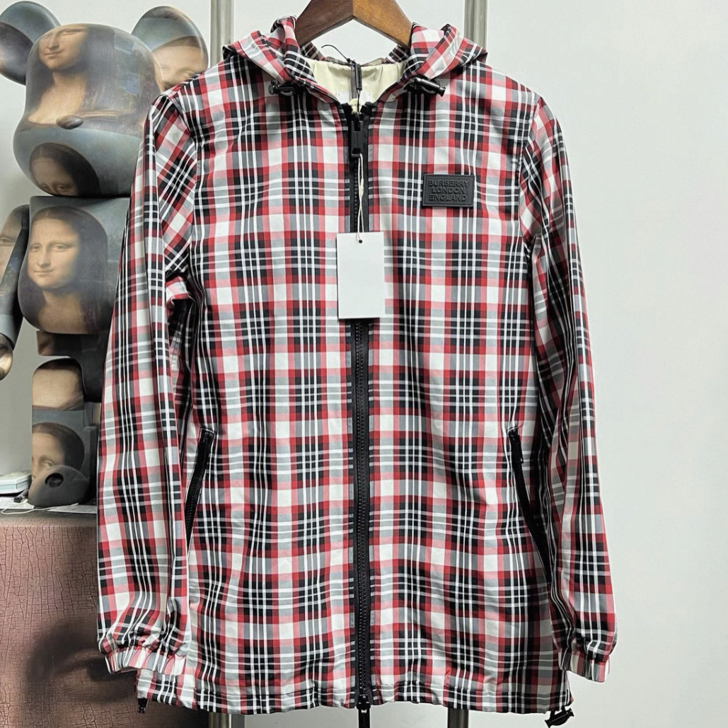 99新 BURBERRY/博柏利 格纹冲锋衣外套/UK14码/A04123