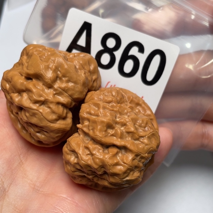 文玩核桃把件嘎嘎肌肉42 44 32.5