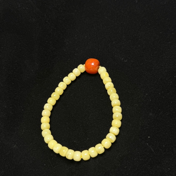 18k金蜜蜡手串/8277