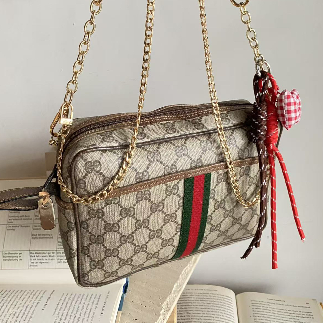 90新 GUCCI/古驰 9新gucci红绿条纹老花洗漱包