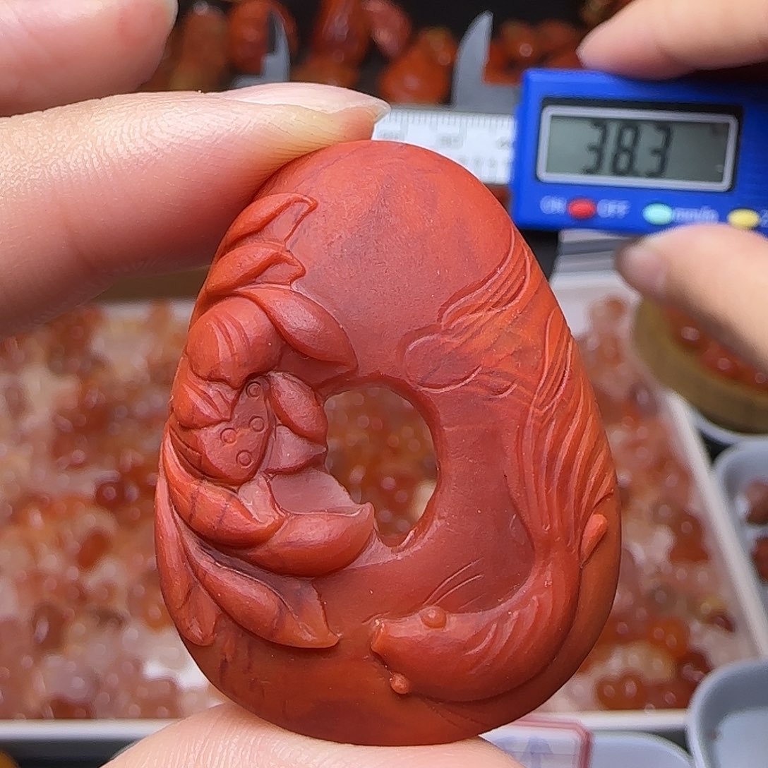 南红玛瑙未镶嵌颈饰