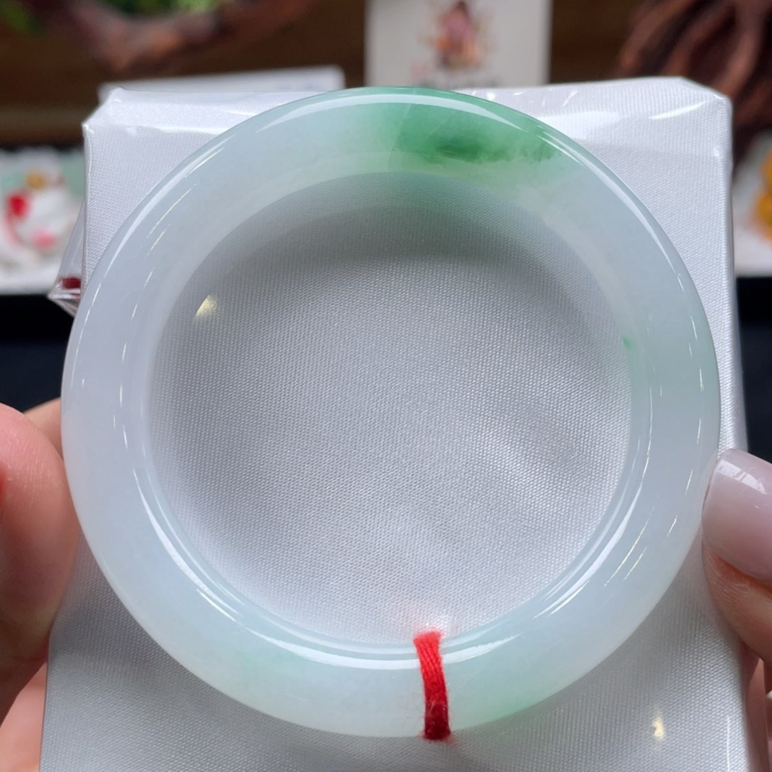 翡翠手镯未镶嵌1号