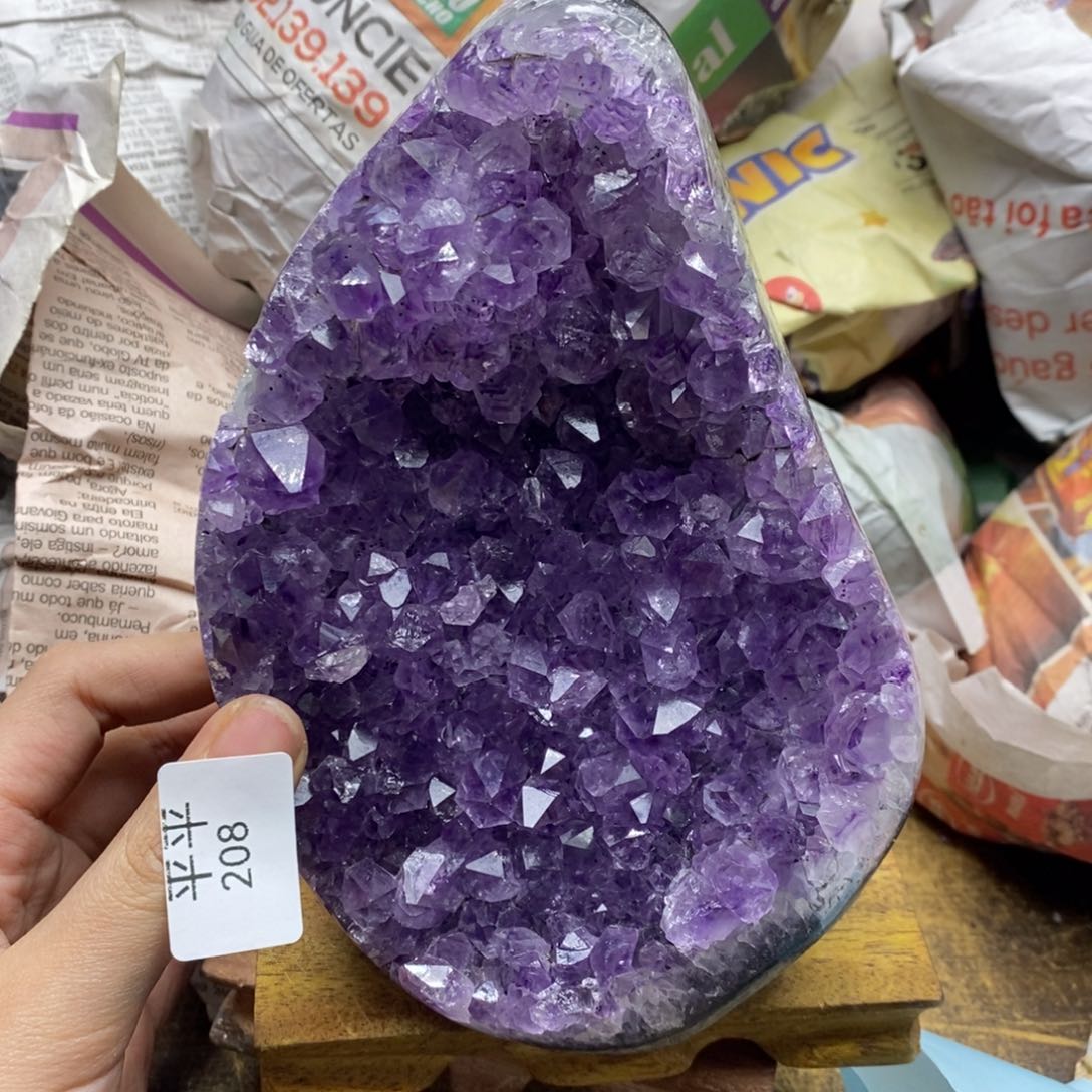 紫晶乌拉圭未镶嵌
