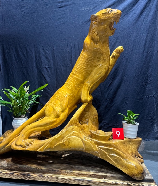 金丝楠木手工雕刻一夜豹富