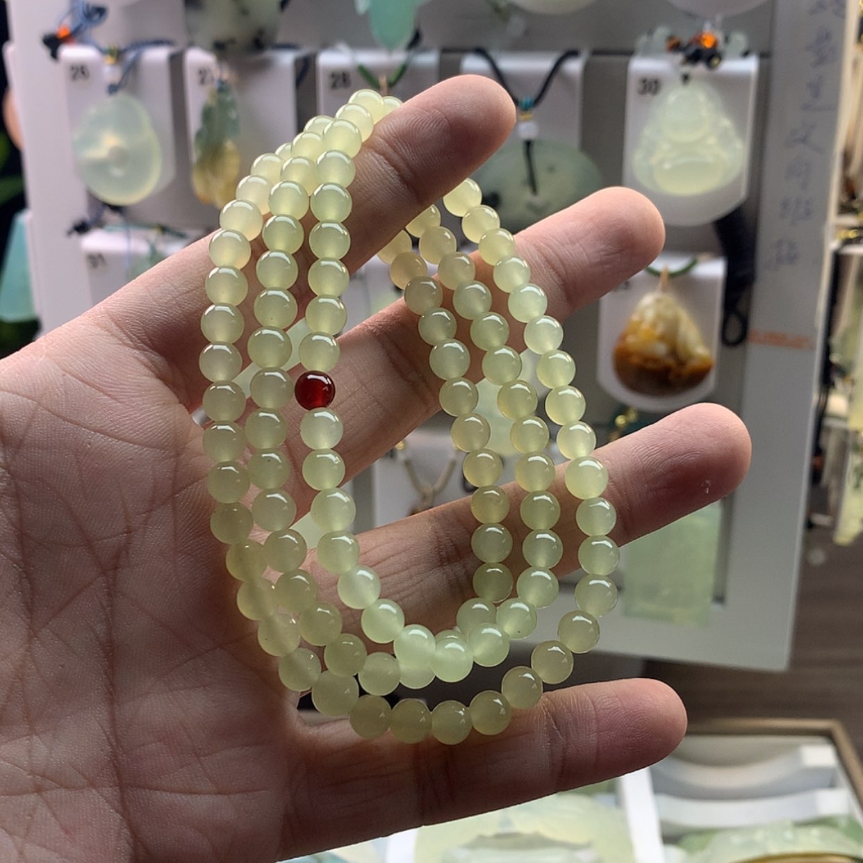 【闪购商品】蛇纹石玉颈饰未镶嵌