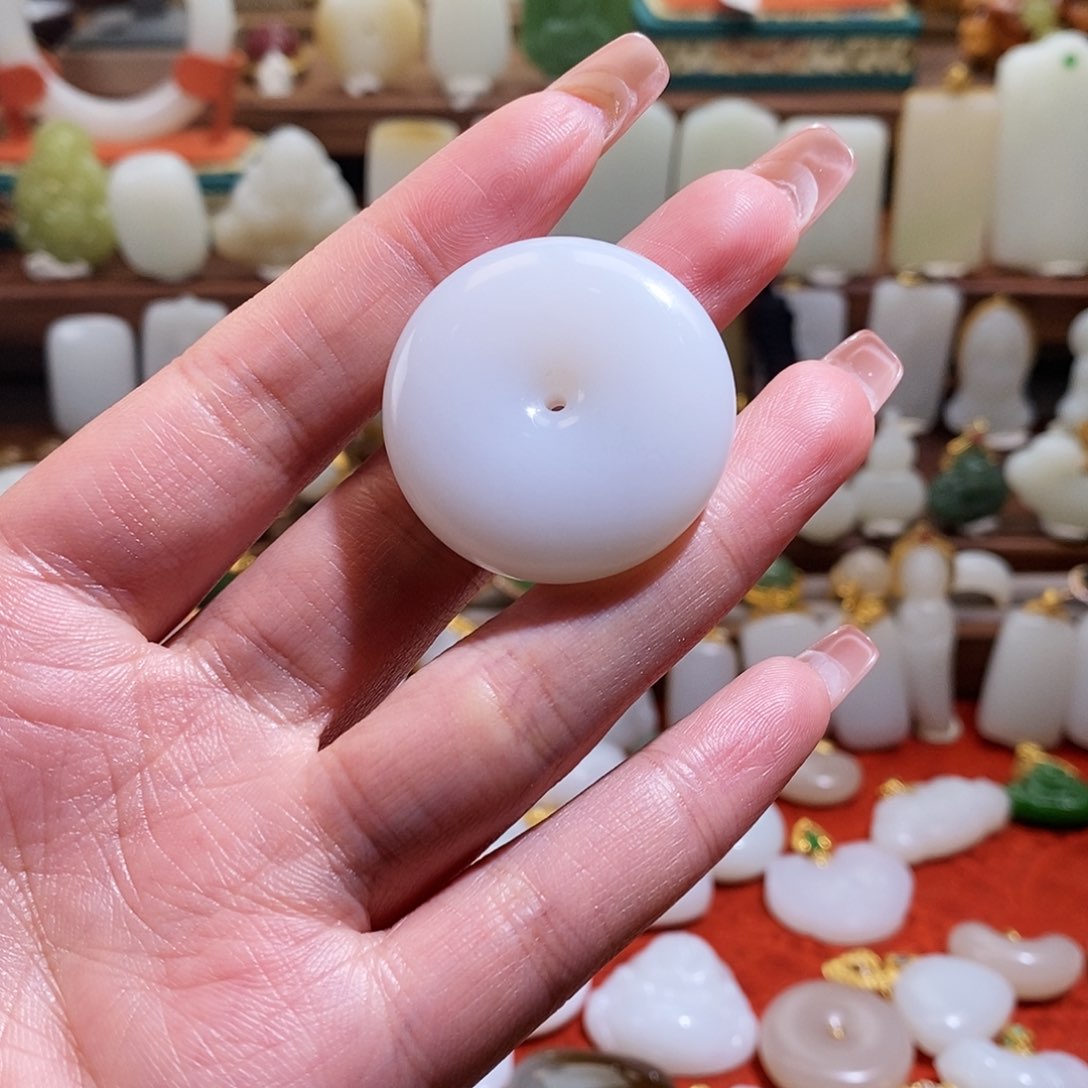 和田玉吊坠(不含链)未镶嵌二*