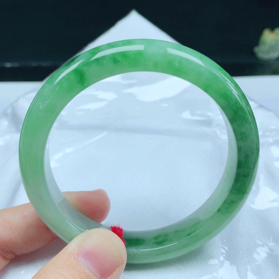 未镶嵌手镯翡翠56