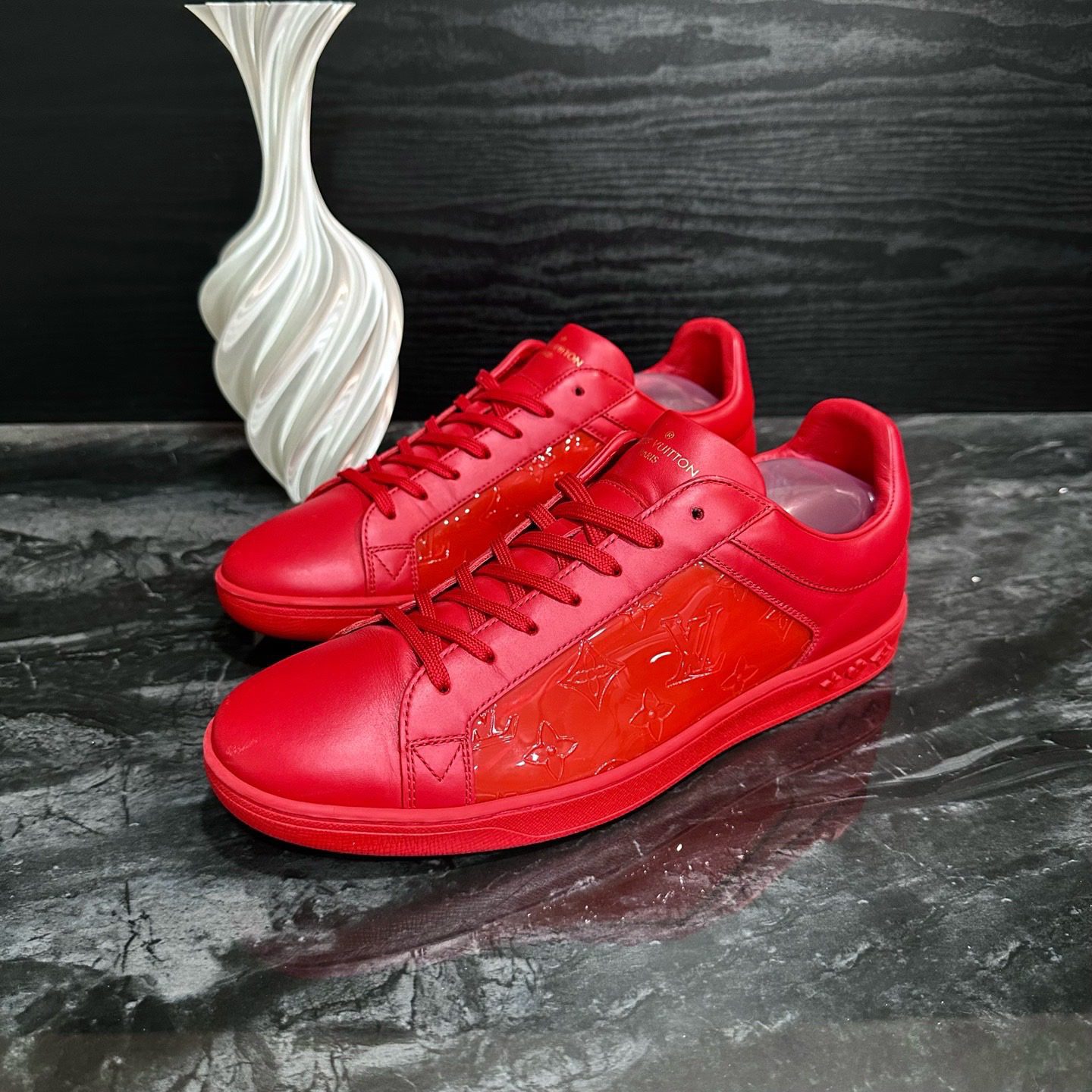 99新 LouisVuitton/路易威登 2018/41.5码/红果冻满印板鞋