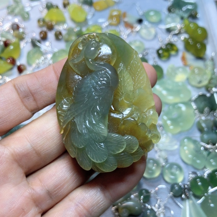 【闪购商品】蛇纹石玉挂件未镶嵌