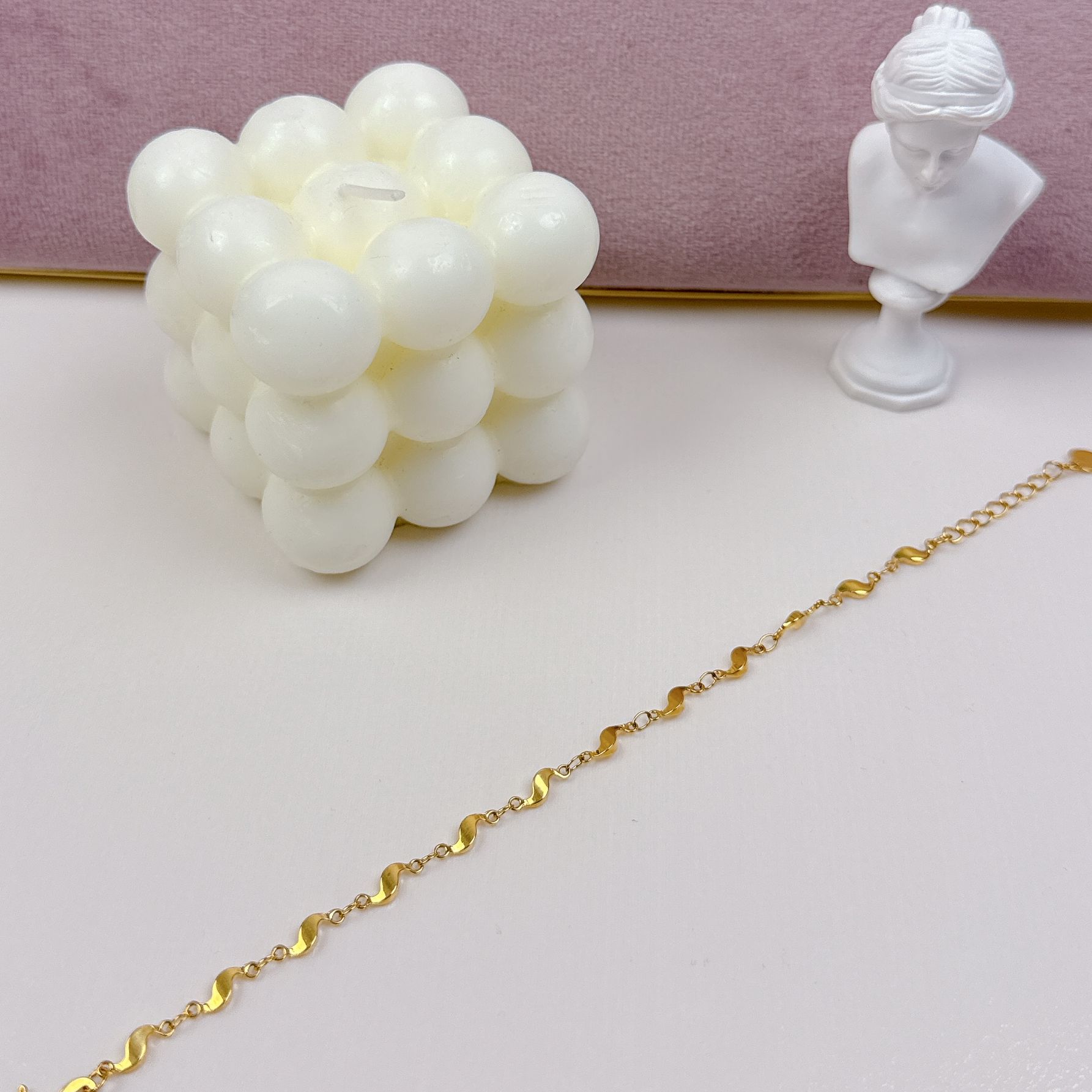 18K金波浪简约素手链