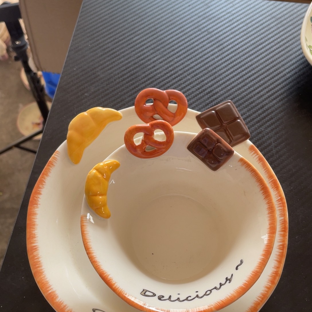 牛角包立体浮雕两件套