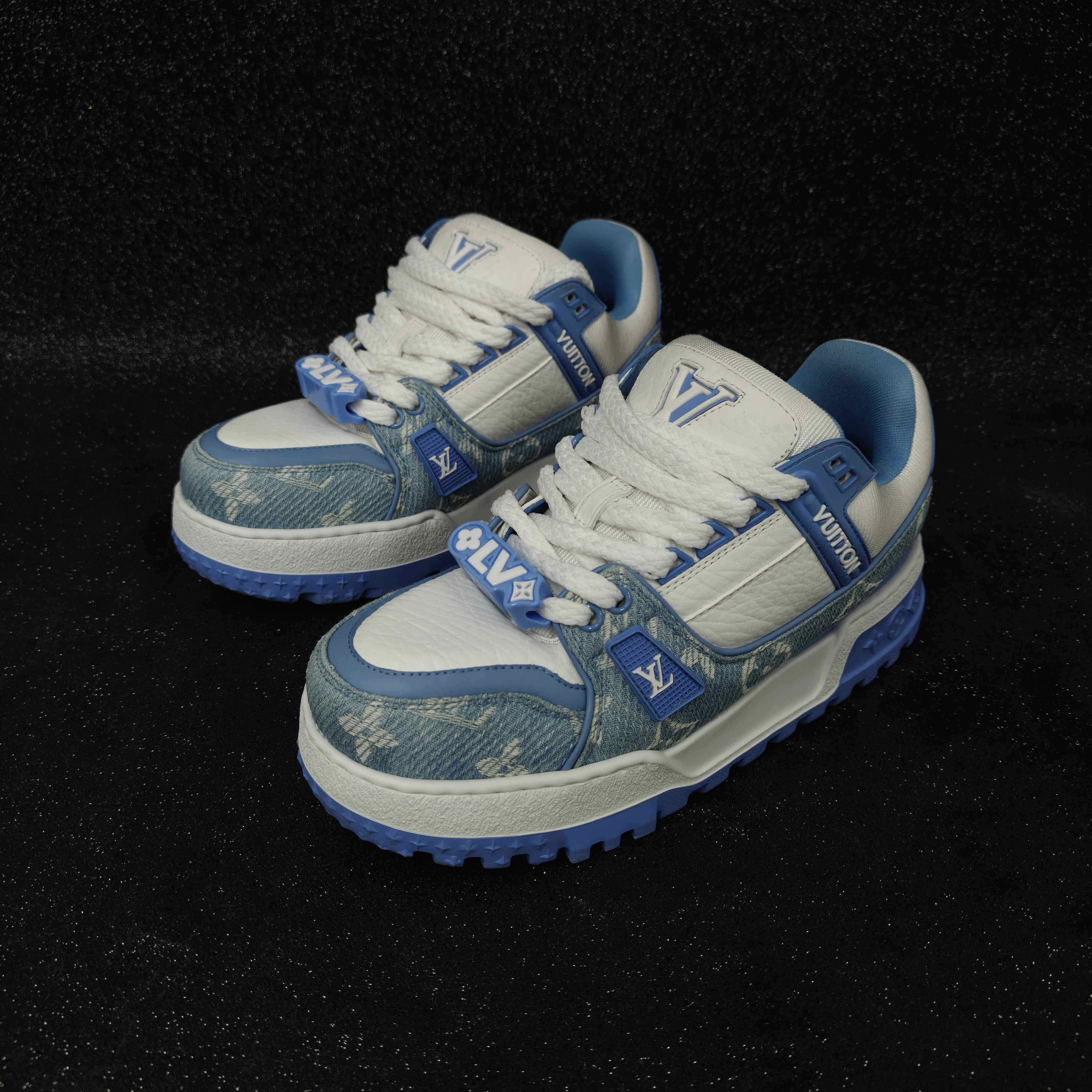99新 Alexander McQueen/亚历山大·麦昆 lv38码蓝白牛仔胖丁
