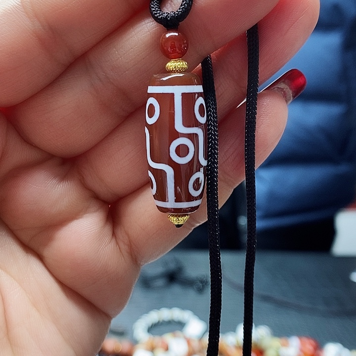 玛瑙/玉髓颈饰合金