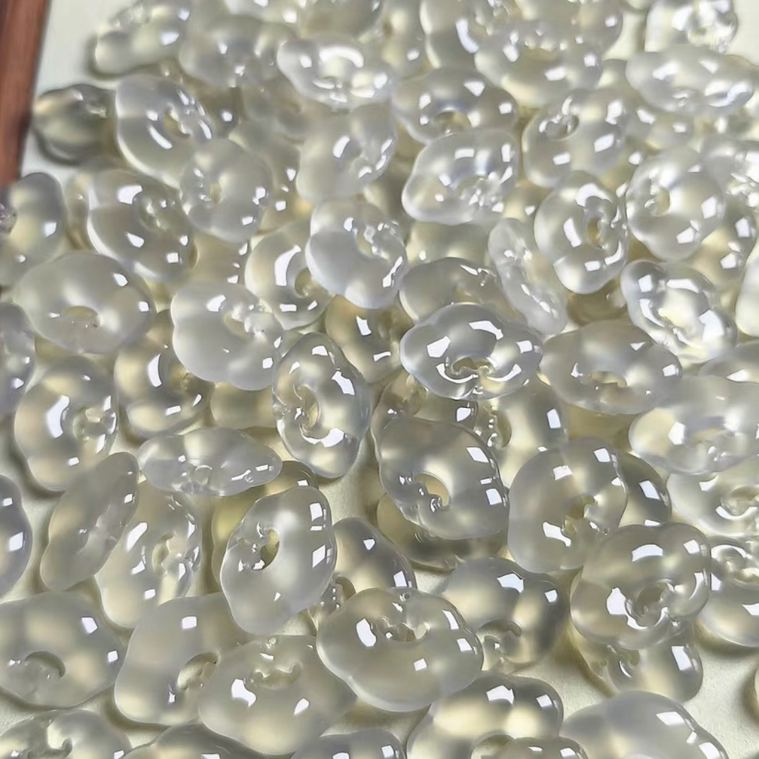 纯玛瑙高冰祥云锁女性爆款锁骨脖挂包挂腰挂多用款（多样性发货