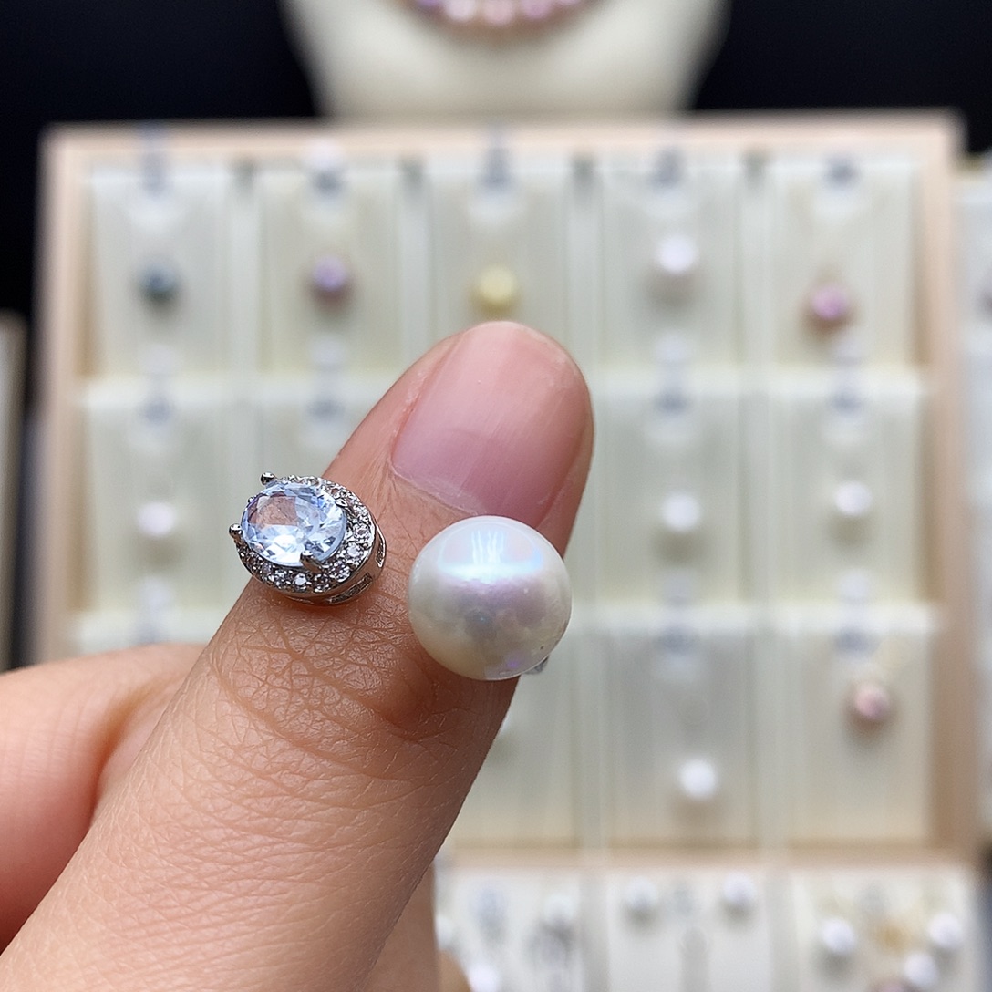 淡水珍珠颈饰合金